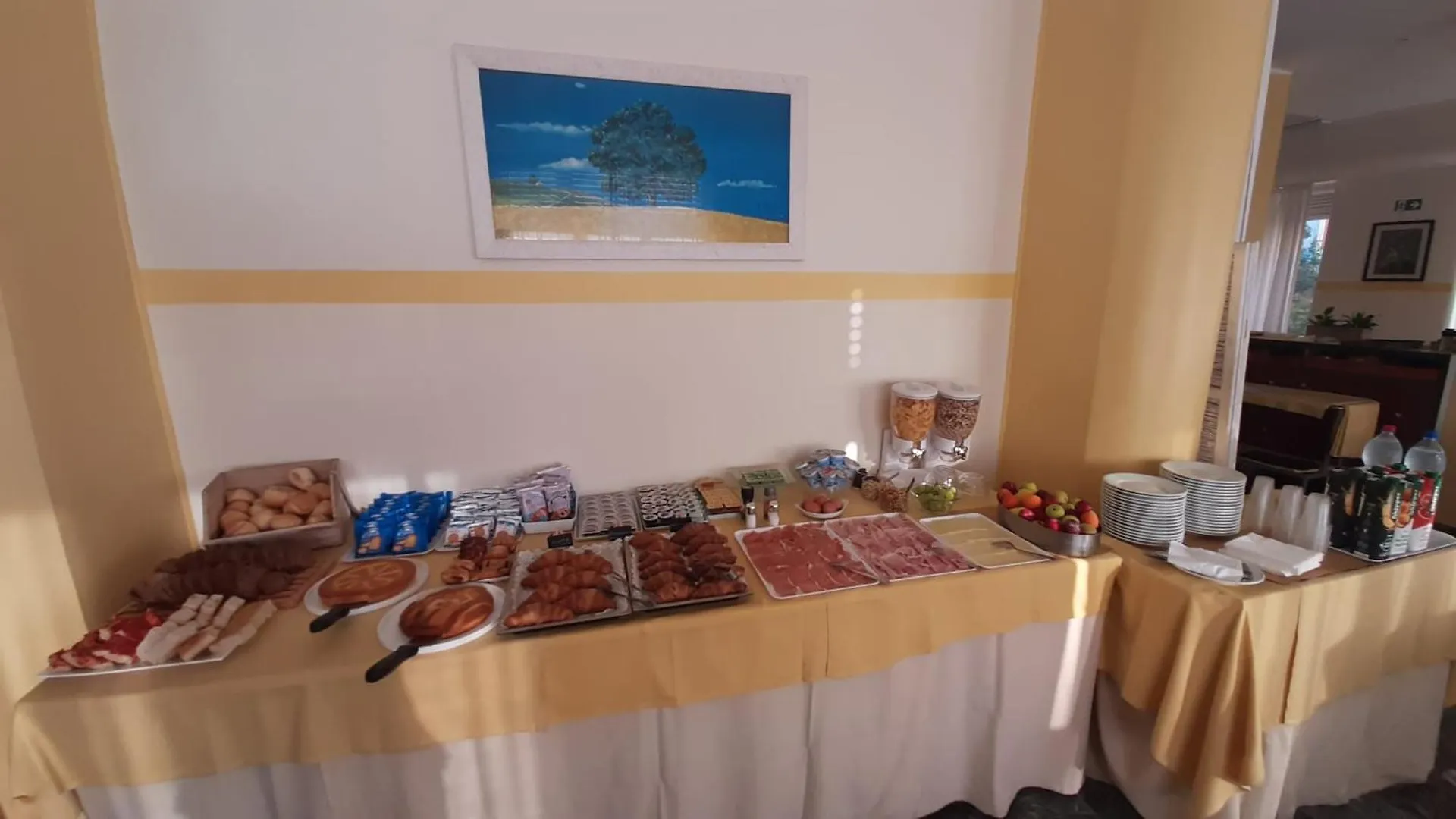 Hotel Robinia Imperia 3*,