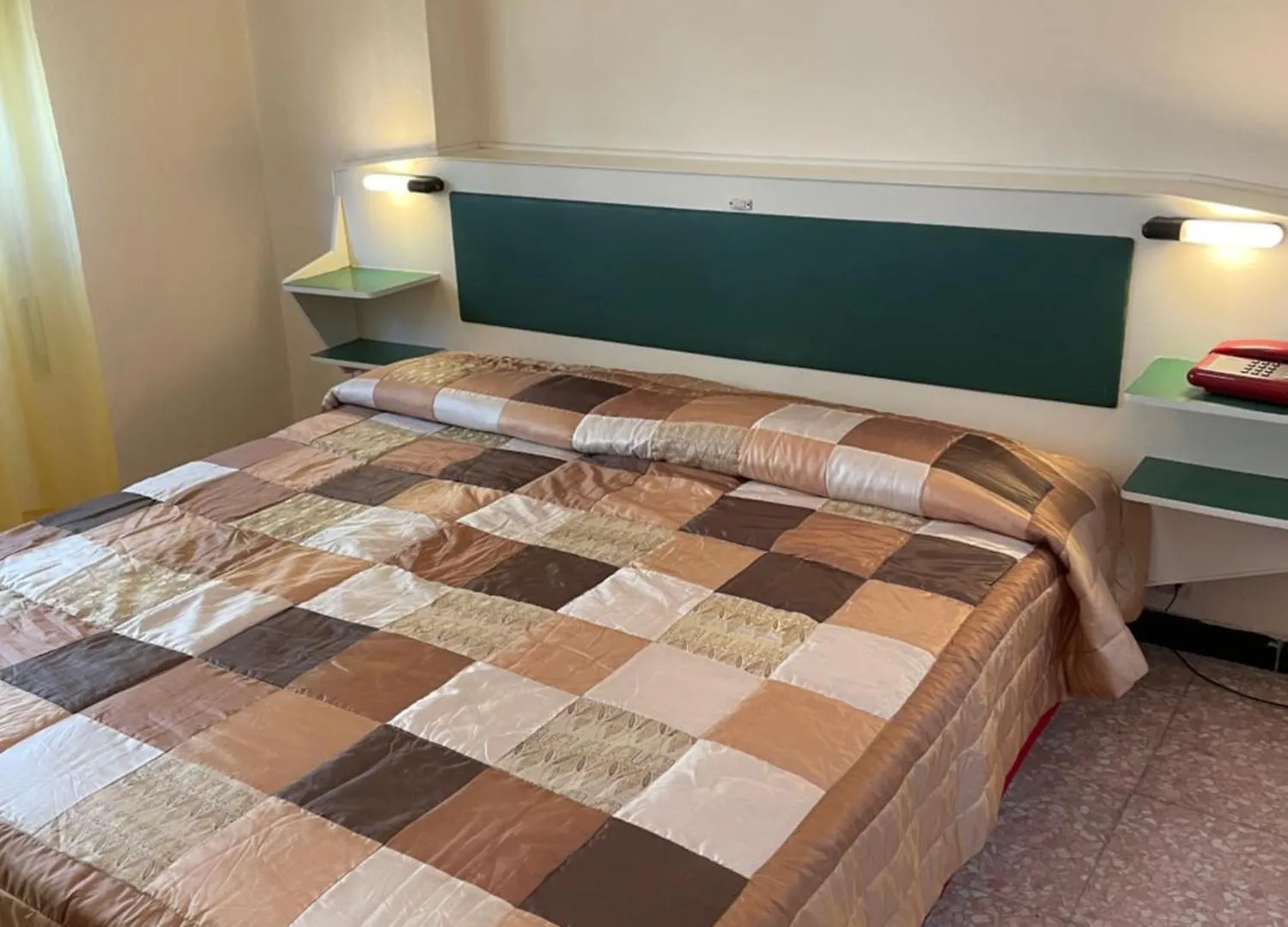Hotel Robinia Imperia