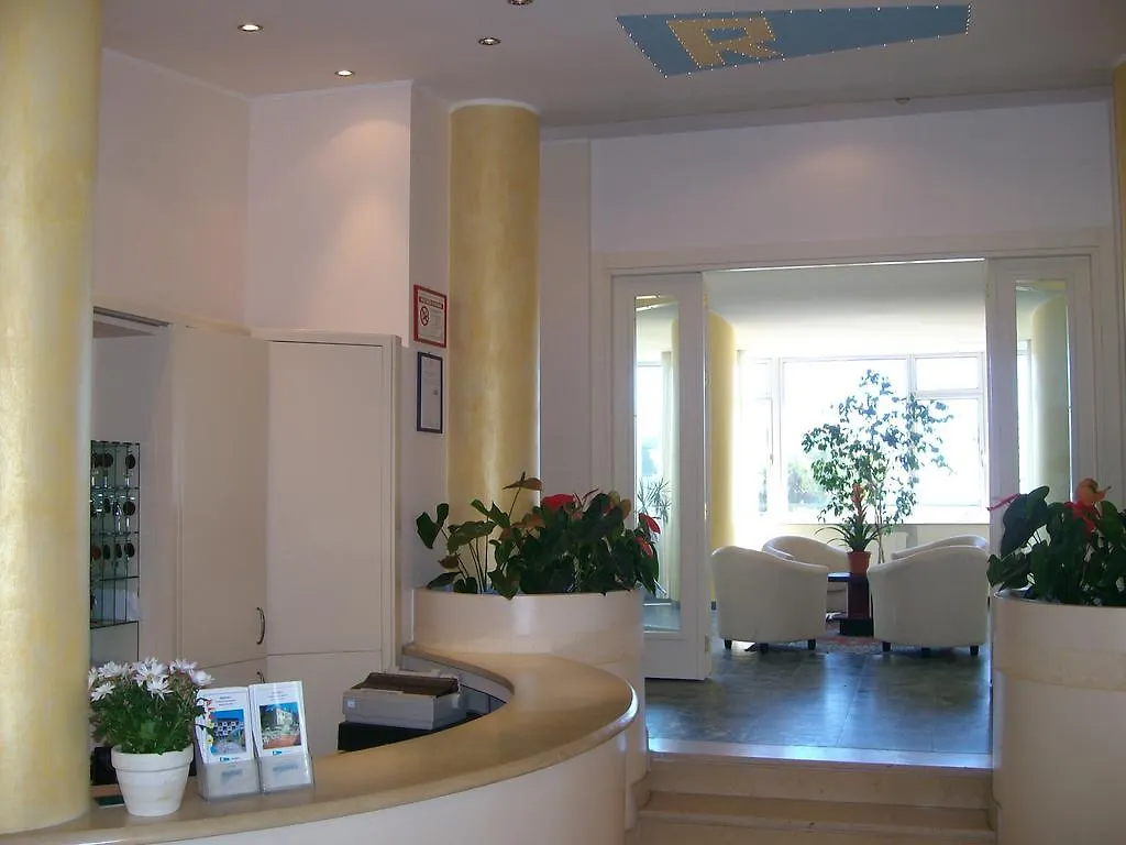 Hotel Robinia Imperia Italy