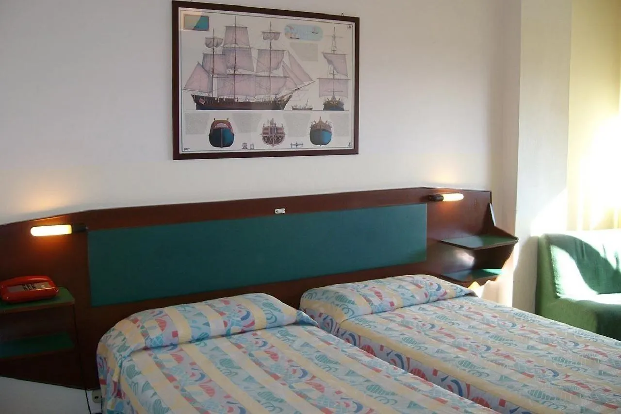 Hotel Robinia Imperia