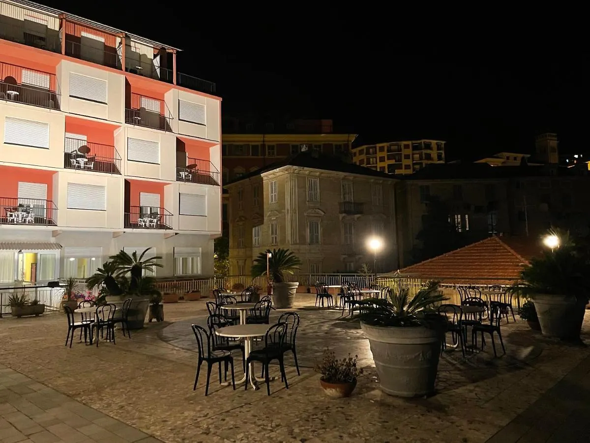 Hotel Robinia Imperia