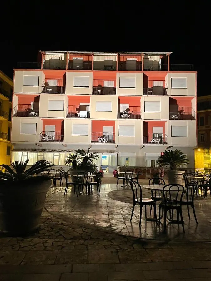 Hotel Robinia Imperia