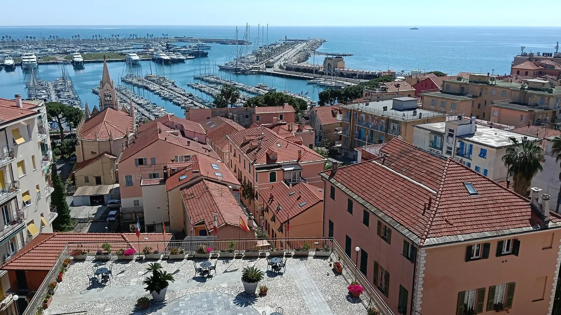 ***  Hotel Robinia Imperia Italia