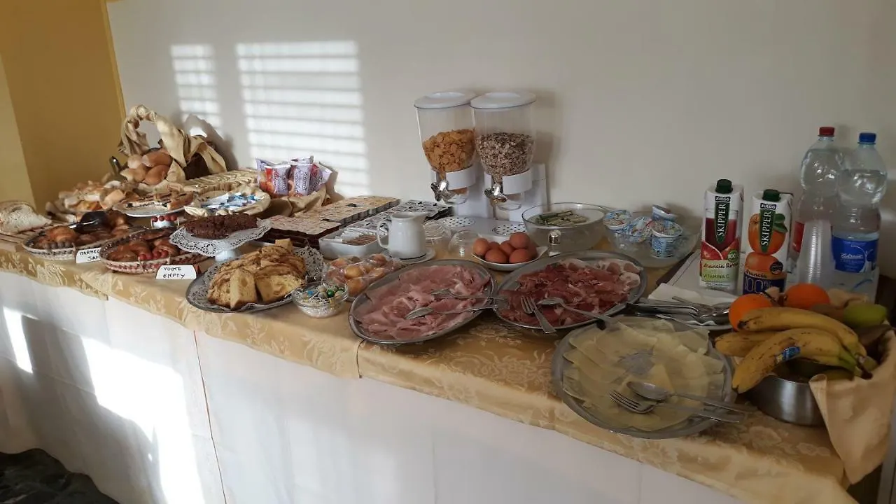 Hotel Robinia Imperia